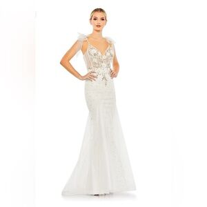 Mac Duggal White Embellished Sleeveless Bow Detail Mermaid Gown NWT Size 6